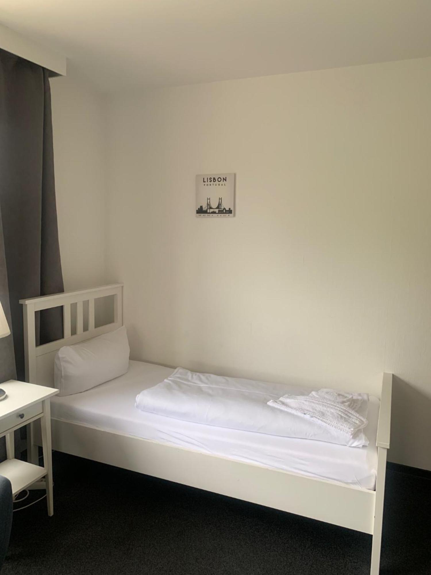 Hotel Calenberger Hof ヴェニッヒセン エクステリア 写真