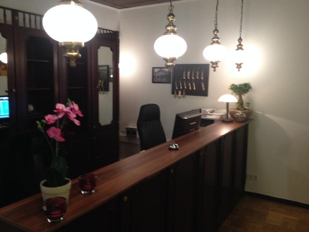 Hotel Calenberger Hof ヴェニッヒセン エクステリア 写真
